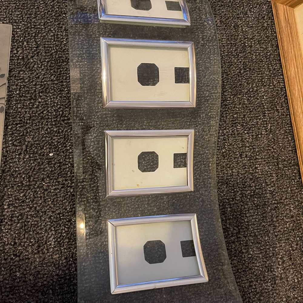 Silver and white frames - Picture 3 of 5